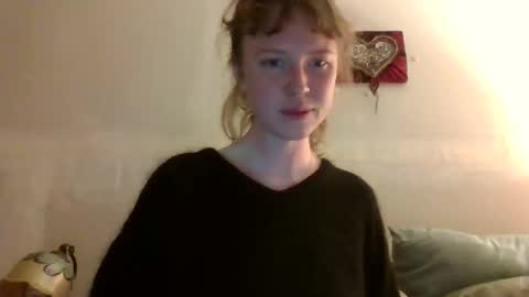 Snapshot of mariameoww chatting on April 2, 2026, 12:52 am maria online show from April 2, 2026, 12:52 am