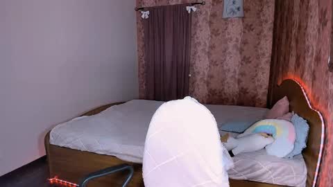 Snapshot of mariamilkis chatting on May 13, 2026, 7:00 pm Maria online show from May 13, 2026, 7:00 pm