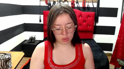 Marian online show from February 19, 2025, 2:33 am