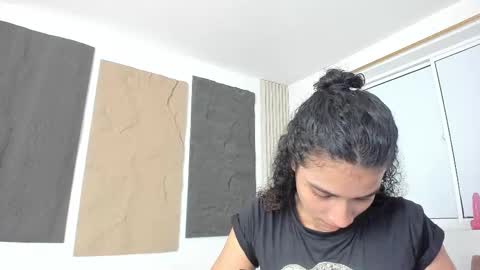 Marian online show from November 13, 2025, 10:58 am