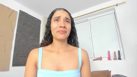 Marian online show from December 5, 2025, 10:57 am