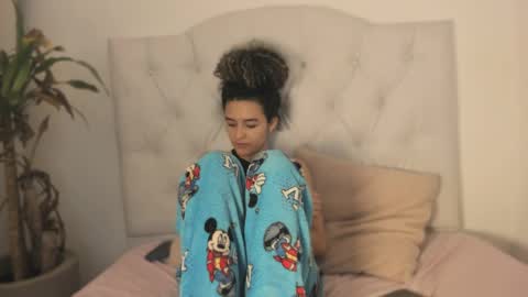 Marian online show from April 16, 2026, 12:50 pm