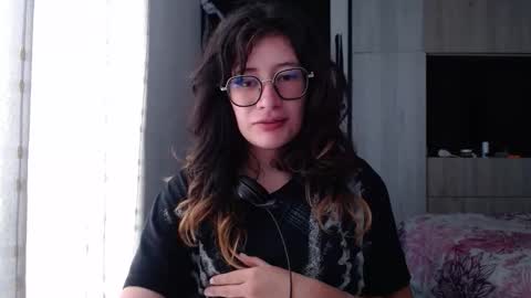 Mariana online show from October 2, 2025, 1:40 pm