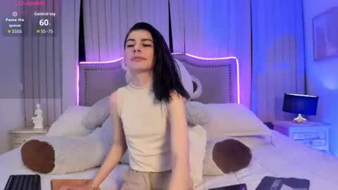 Snapshot of mariana__thompson chatting on June 27, 2026, 2:49 am mariana__thompson online show from June 27, 2026, 2:49 am