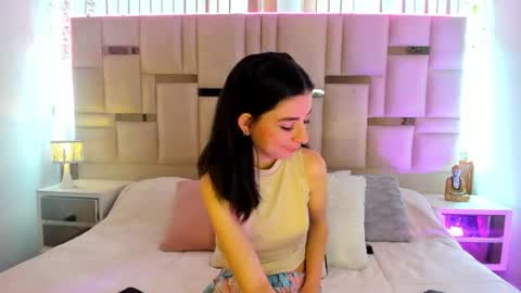 Snapshot of mariana__thompson chatting on July 26, 2026, 1:40 pm mariana__thompson online show from July 26, 2026, 1:40 pm