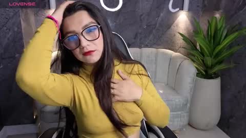 Online 800 to 1400 online show from September 18, 2025, 1:57 pm