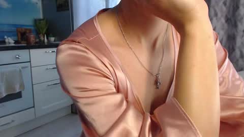 MarianaMur online show from October 17, 2025, 8:39 am