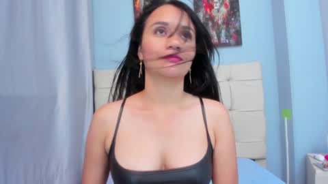 Mariana online show from January 24, 2025, 11:12 pm