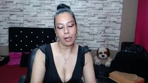 Snapshot of mariana_night chatting on December 15, 2025, 4:28 am mariana_night online show from December 15, 2025, 4:28 am