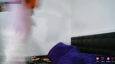 mariana_sara online show from September 9, 2025, 11:59 pm