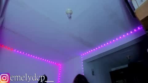   Independent Model online show from September 20, 2025, 4:57 am