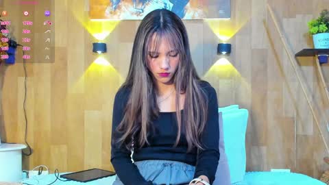 Mariana Angel online show from April 6, 2026, 2:51 pm