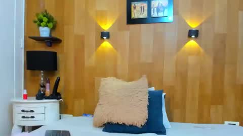 Snapshot of marianaa_aangel chatting on February 21, 2025, 10:37 pm Mariana Angel online show from February 21, 2025, 10:37 pm