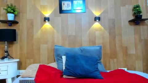 Snapshot of marianaa_aangel chatting on March 10, 2025, 7:18 pm Mariana Angel online show from March 10, 2025, 7:18 pm