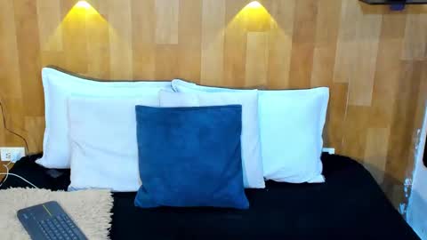 Snapshot of marianaa_aangel chatting on October 23, 2025, 7:01 pm Mariana Angel online show from October 23, 2025, 7:01 pm