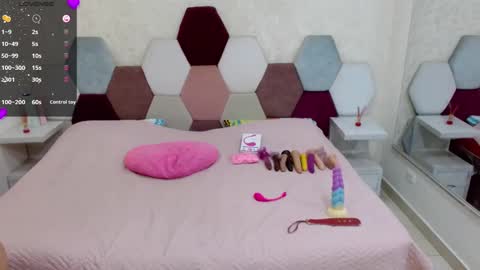 mariana online show from September 21, 2025, 5:25 pm