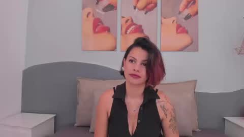 Snapshot of marianasanz chatting on March 21, 2026, 1:48 pm Mariana online show from March 21, 2026, 1:48 pm