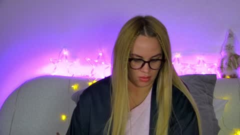 Maria online show from December 6, 2024, 10:19 pm