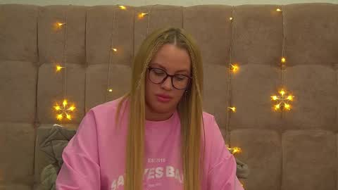 Maria online show from December 14, 2024, 9:45 pm