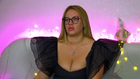 Maria online show from December 18, 2024, 8:09 am