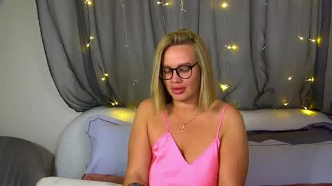 Maria online show from October 29, 2025, 6:37 am