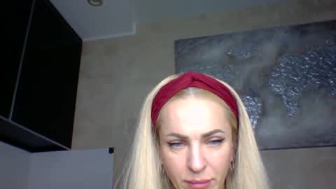 marianna1977 online show from March 8, 2025, 7:09 pm