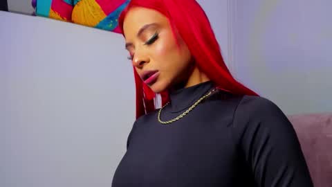 M A R I A N E online show from January 15, 2026, 6:51 am