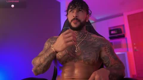 Snapshot of mariano_costa chatting on October 4, 2025, 4:21 am Mariano Costa online show from October 4, 2025, 4:21 am