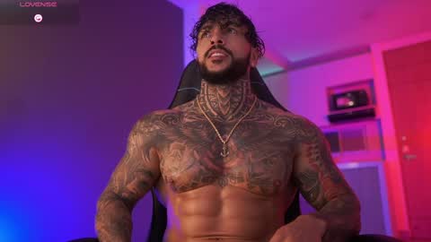 Snapshot of mariano_costa chatting on October 14, 2025, 2:23 am Mariano Costa online show from October 14, 2025, 2:23 am