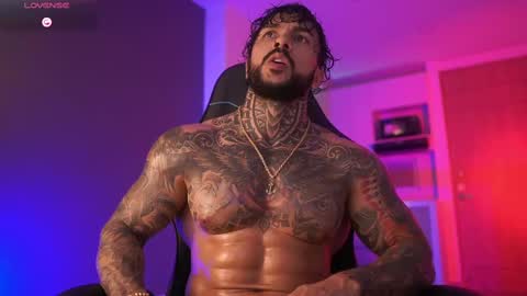 Snapshot of mariano_costa chatting on November 4, 2025, 1:16 am Mariano Costa online show from November 4, 2025, 1:16 am