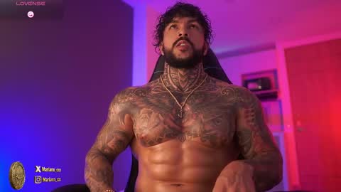 Snapshot of mariano_costa chatting on November 24, 2025, 1:16 am Mariano Costa online show from November 24, 2025, 1:16 am