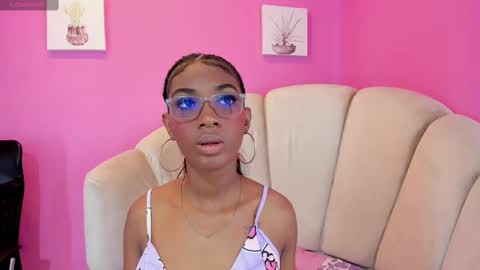 marianrosse online show from September 20, 2025, 3:51 am