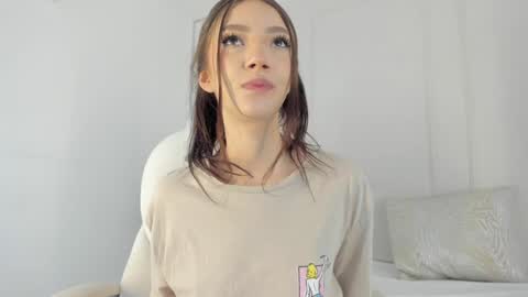 Maria Pettit online show from January 24, 2025, 12:20 pm