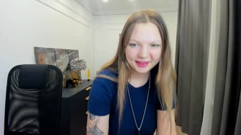 Snapshot of mariarobinsone chatting on May 19, 2026, 11:49 am mariarobinsone online show from May 19, 2026, 11:49 am