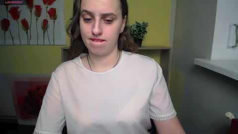 Mariia online show from December 11, 2024, 1:39 pm