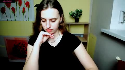 Mariia online show from March 2, 2025, 12:43 pm