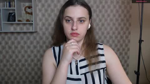 Snapshot of mariatess_ chatting on April 22, 2026, 9:33 am Mariia online show from April 22, 2026, 9:33 am