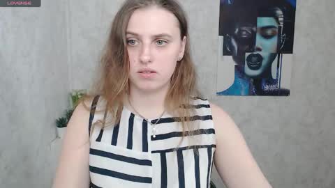 Snapshot of mariatess_ chatting on April 25, 2026, 1:41 pm Mariia online show from April 25, 2026, 1:41 pm