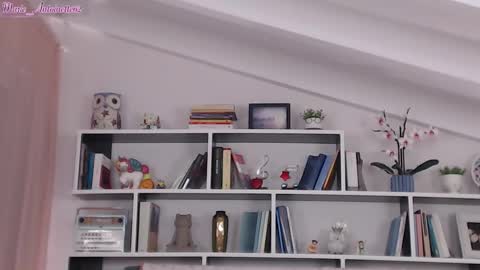 Maria online show from October 13, 2025, 6:41 pm