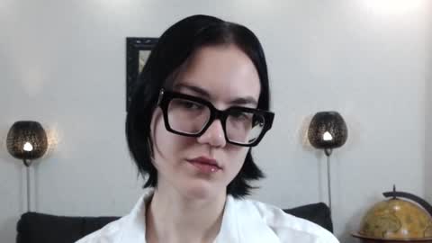 Snapshot of marie_fitch chatting on November 27, 2025, 3:30 am Marie Fitch online show from November 27, 2025, 3:30 am