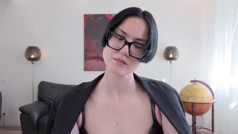 Snapshot of marie_fitch chatting on June 25, 2026, 5:12 am Marie Fitch online show from June 25, 2026, 5:12 am