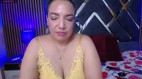 Snapshot of marie_hss chatting on March 6, 2025, 8:27 pm marie_hss online show from March 6, 2025, 8:27 pm