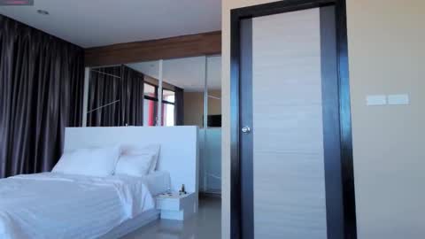 Snapshot of marie_jacob chatting on September 22, 2025, 8:05 am Marie online show from September 22, 2025, 8:05 am