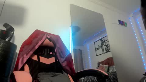 marie online show from March 5, 2025, 9:15 pm