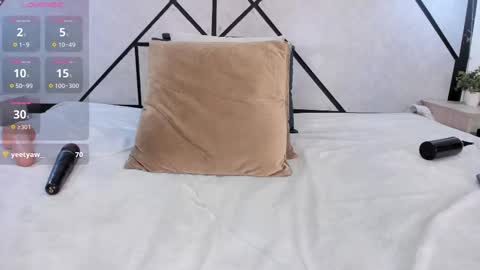 M A R I E online show from February 17, 2025, 5:53 pm