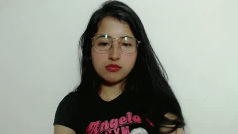 Snapshot of marie_pourtoi69 chatting on December 19, 2024, 11:35 pm 700 pm Washington time online show from December 19, 2024, 11:35 pm