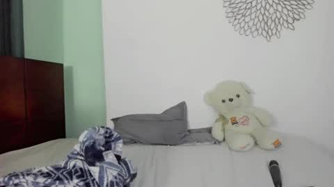 Snapshot of marie_pourtoi69 chatting on January 28, 2025, 3:36 am 700 pm Washington time online show from January 28, 2025, 3:36 am