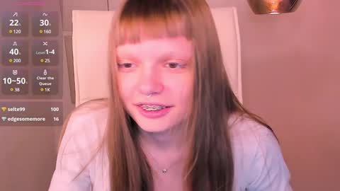 Snapshot of marie_wise chatting on December 3, 2024, 11:02 pm Marie online show from December 3, 2024, 11:02 pm