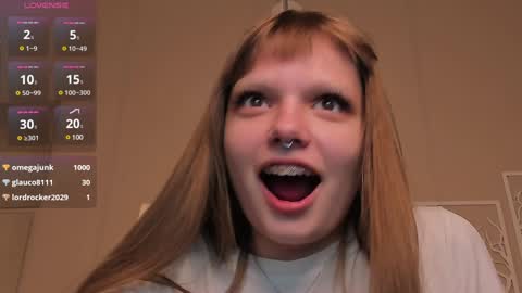 Snapshot of marie_wise chatting on December 7, 2024, 3:25 am Marie online show from December 7, 2024, 3:25 am