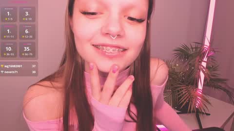 Snapshot of marie_wise chatting on December 10, 2024, 11:08 pm Marie online show from December 10, 2024, 11:08 pm